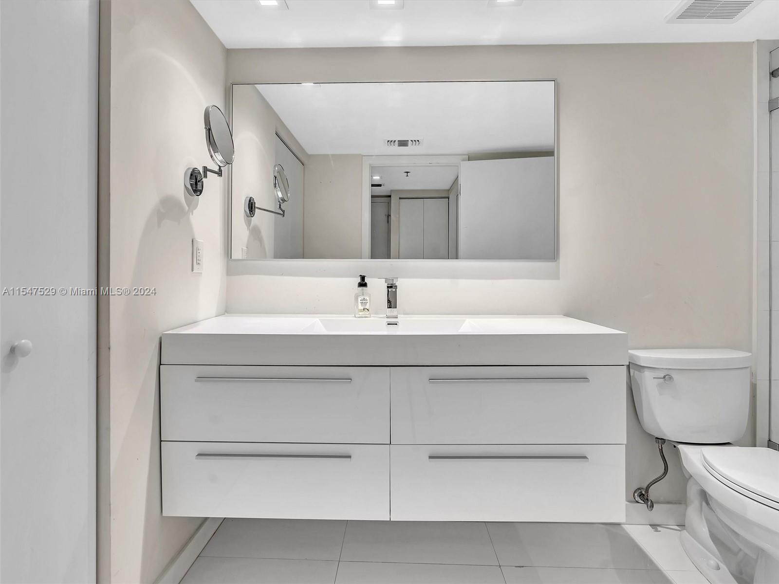 20505 E Country Club Dr 439, Aventura, Florida 33180, 2 Bedrooms Bedrooms, ,2 BathroomsBathrooms,Residential,For Sale,20505 E Country Club Dr 439,A11547529