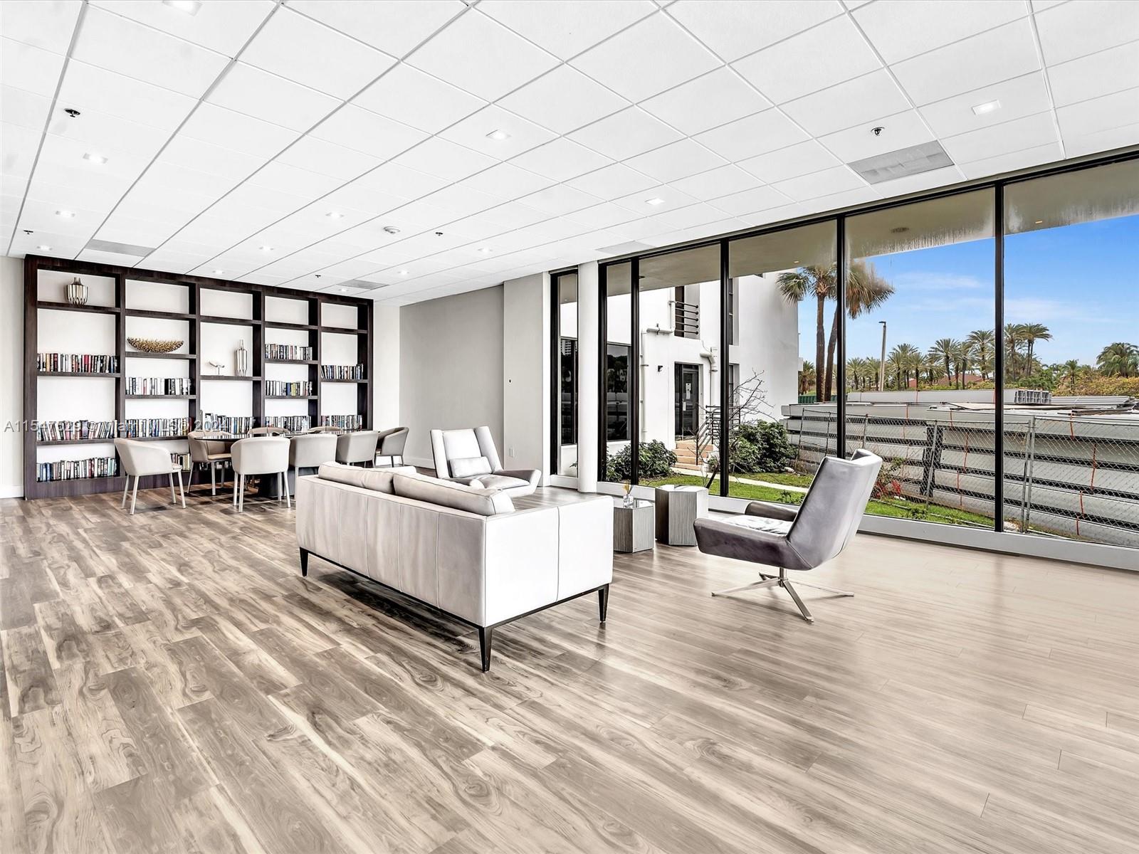 20505 E Country Club Dr 439, Aventura, Florida 33180, 2 Bedrooms Bedrooms, ,2 BathroomsBathrooms,Residential,For Sale,20505 E Country Club Dr 439,A11547529