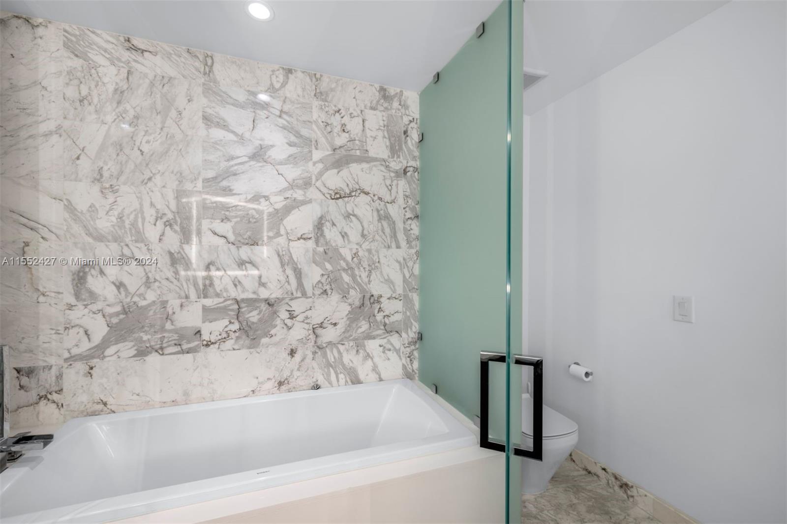 851 NE 1st Ave 1008, Miami, Florida 33132, 2 Bedrooms Bedrooms, ,3 BathroomsBathrooms,Residential,For Sale,851 NE 1st Ave 1008,A11552427