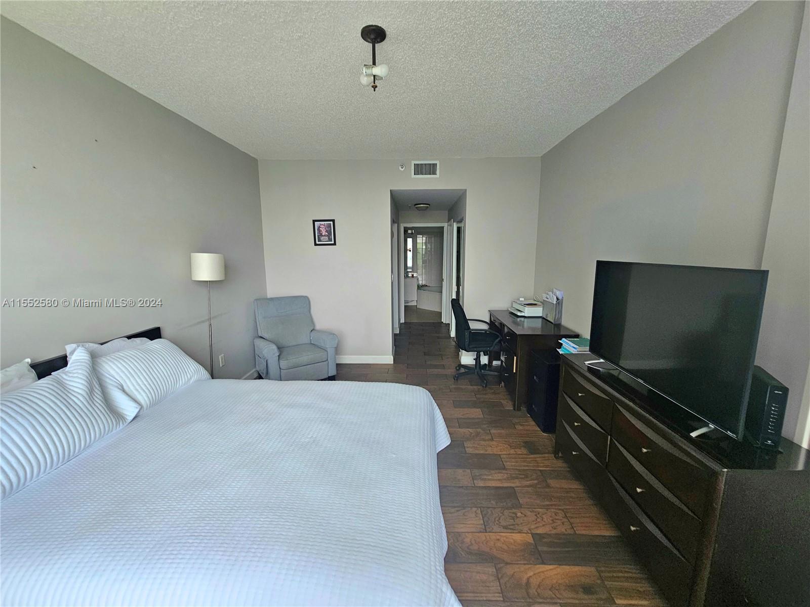 9755 NW 52nd St 306, Doral, Florida 33178, 2 Bedrooms Bedrooms, ,2 BathroomsBathrooms,Residential,For Sale,9755 NW 52nd St 306,A11552580