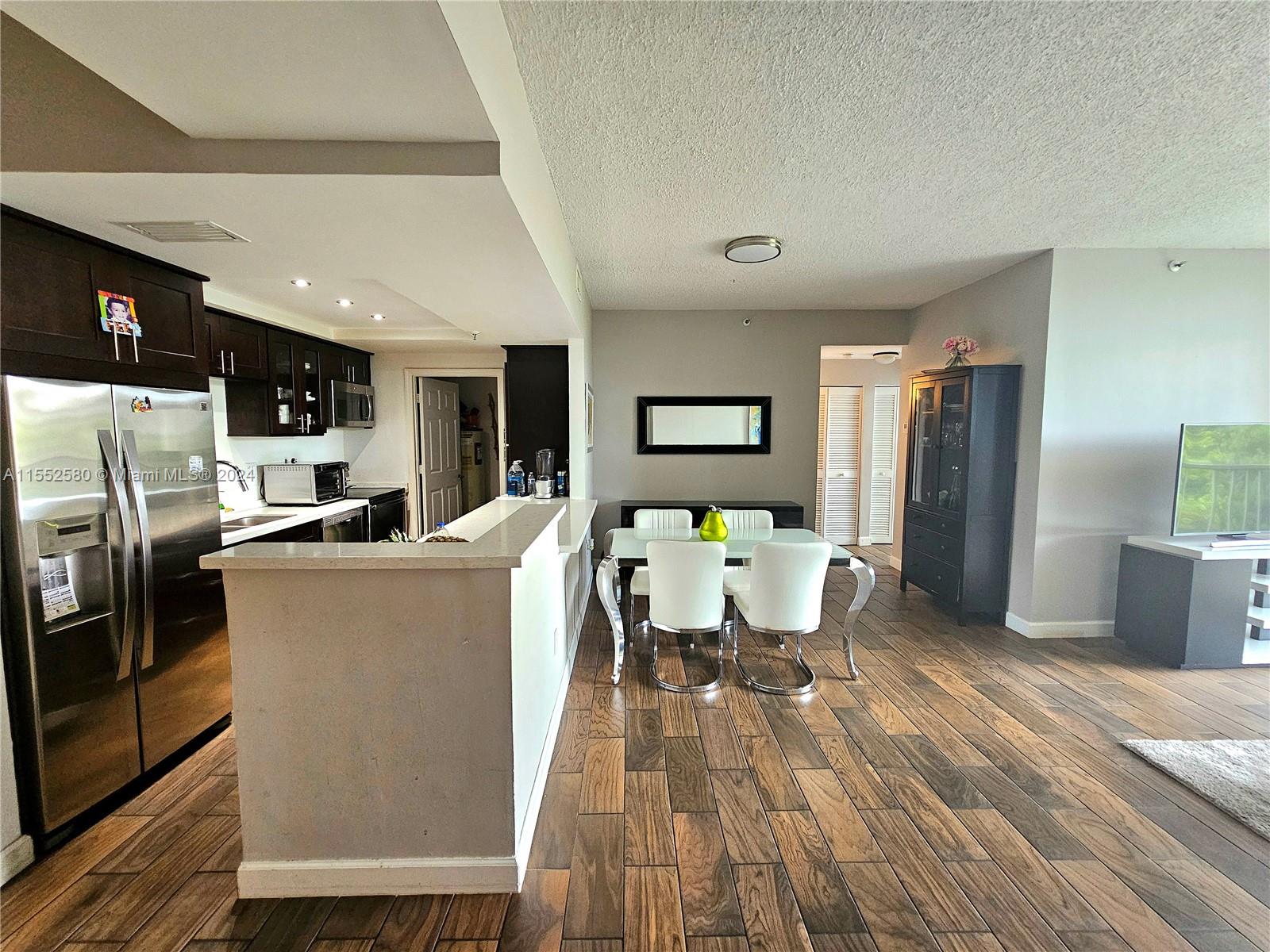 9755 NW 52nd St 306, Doral, Florida 33178, 2 Bedrooms Bedrooms, ,2 BathroomsBathrooms,Residential,For Sale,9755 NW 52nd St 306,A11552580