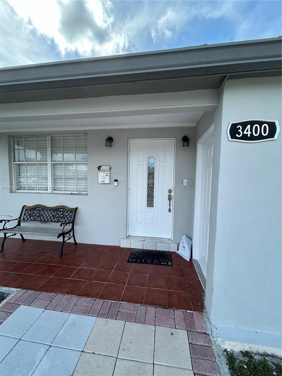8875 SW 34th St, Miami, Florida 33165, 3 Bedrooms Bedrooms, ,2 BathroomsBathrooms,Residential,For Sale,8875 SW 34th St,A11552584