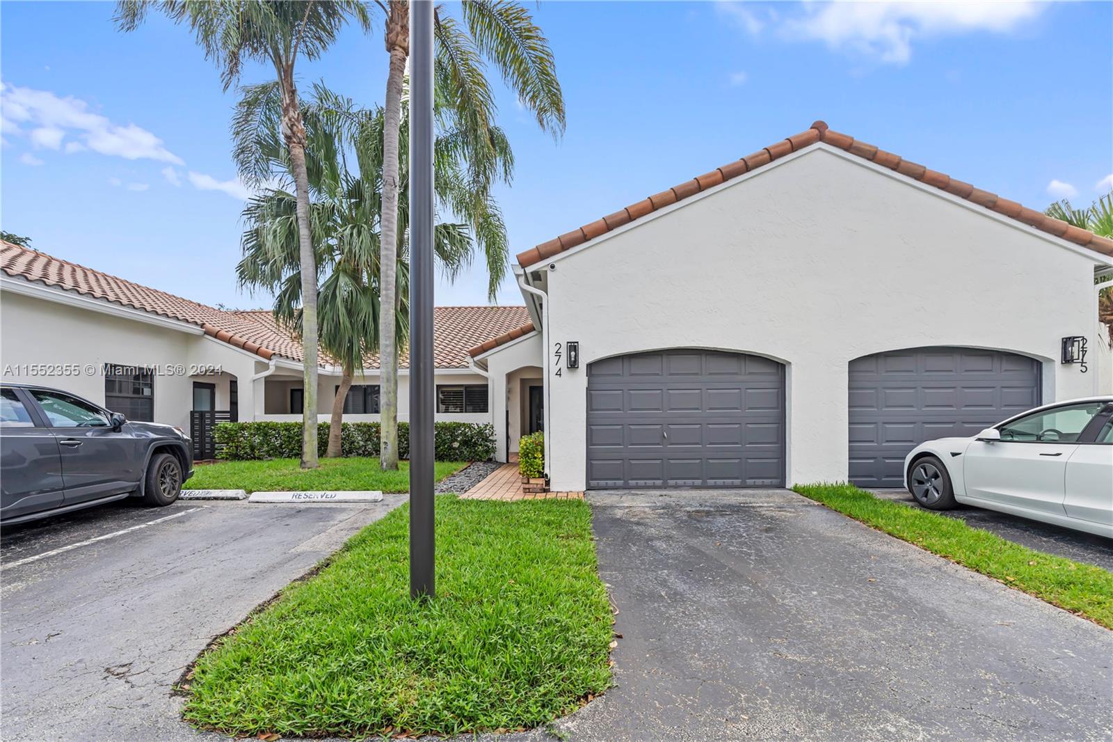 Aventura, Florida 33180, 3 Bedrooms Bedrooms, ,2 BathroomsBathrooms,Residential,For Sale,A11552355