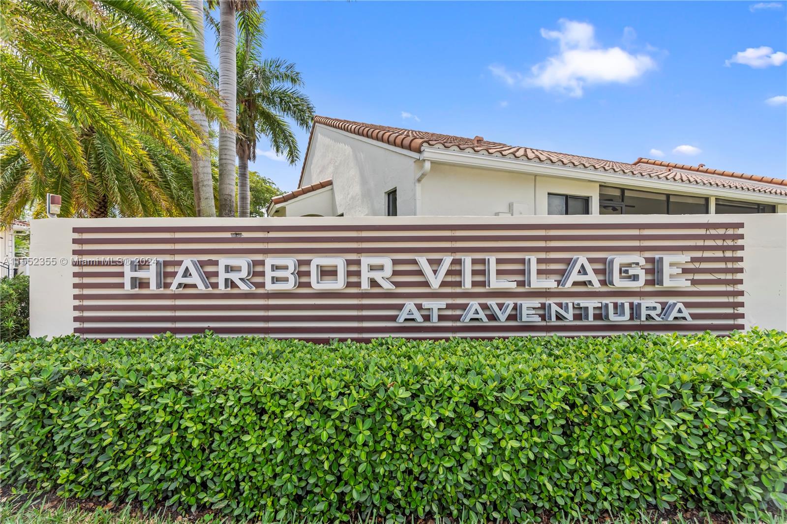 Aventura, Florida 33180, 3 Bedrooms Bedrooms, ,2 BathroomsBathrooms,Residential,For Sale,A11552355