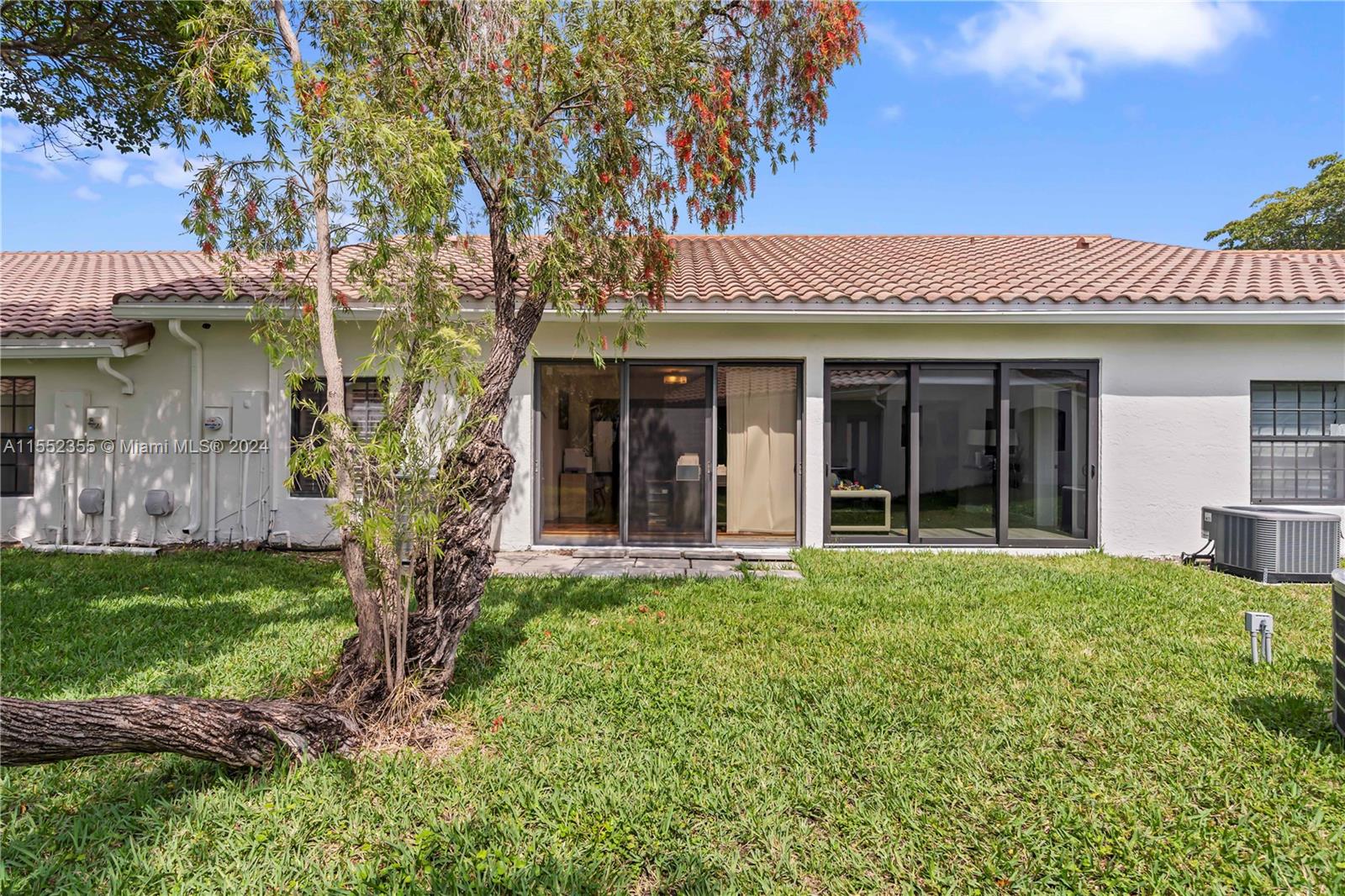 Aventura, Florida 33180, 3 Bedrooms Bedrooms, ,2 BathroomsBathrooms,Residential,For Sale,A11552355