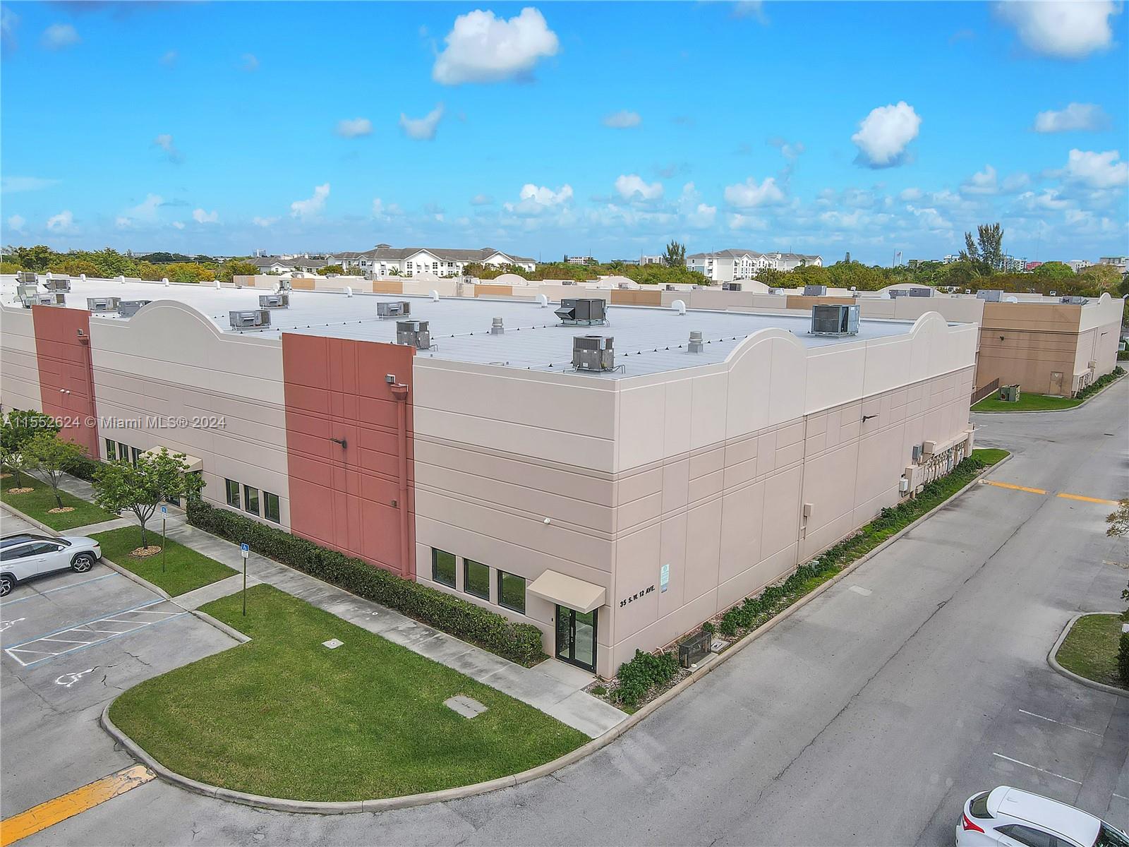 35 SW 12th Ave 101-3, Dania Beach, Florida 33004, ,Commercialsale,For Sale,35 SW 12th Ave 101-3,A11552624