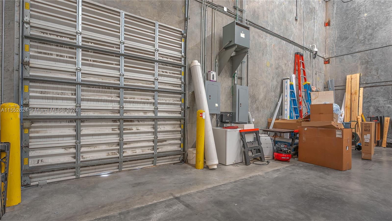 35 SW 12th Ave 101-3, Dania Beach, Florida 33004, ,Commercialsale,For Sale,35 SW 12th Ave 101-3,A11552624