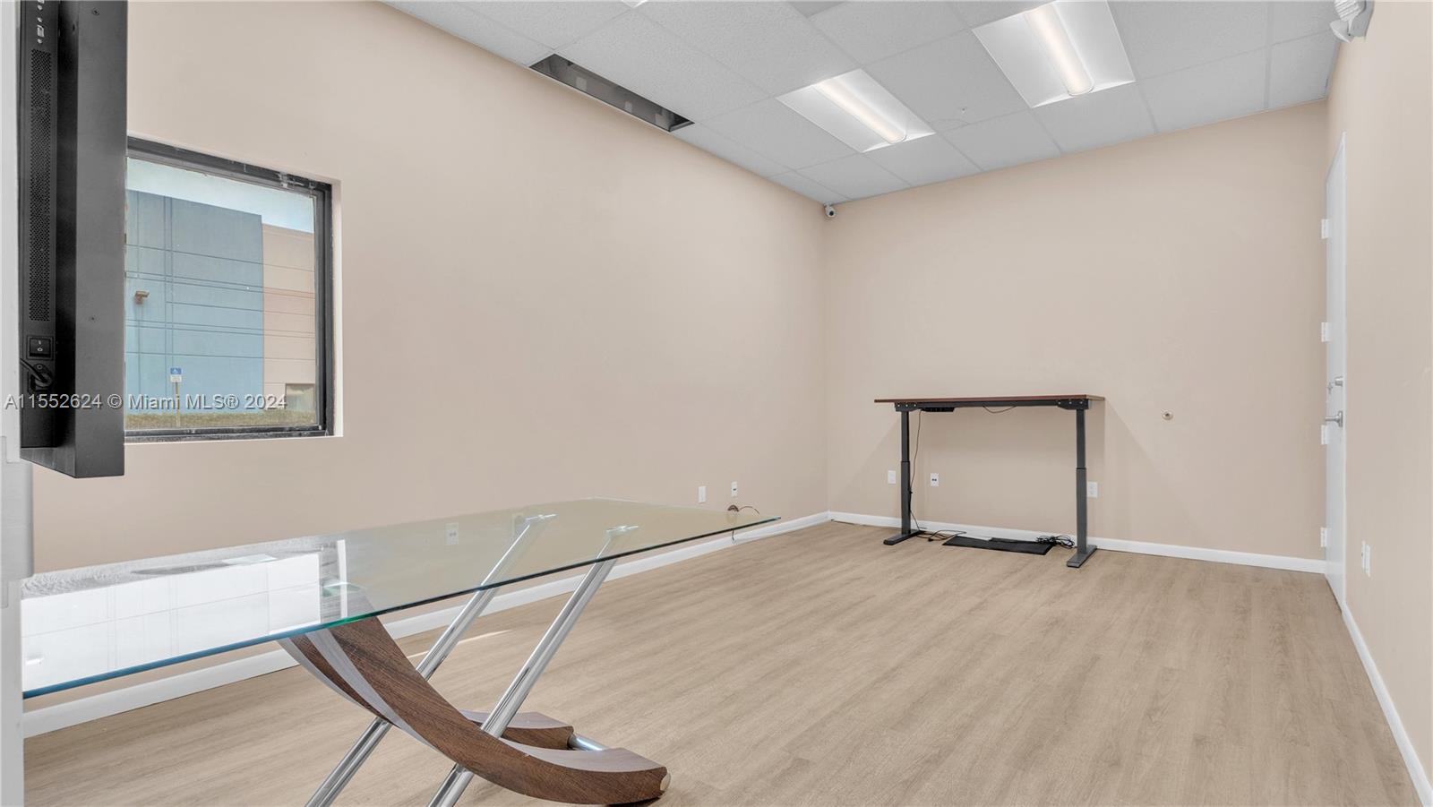 35 SW 12th Ave 101-3, Dania Beach, Florida 33004, ,Commercialsale,For Sale,35 SW 12th Ave 101-3,A11552624