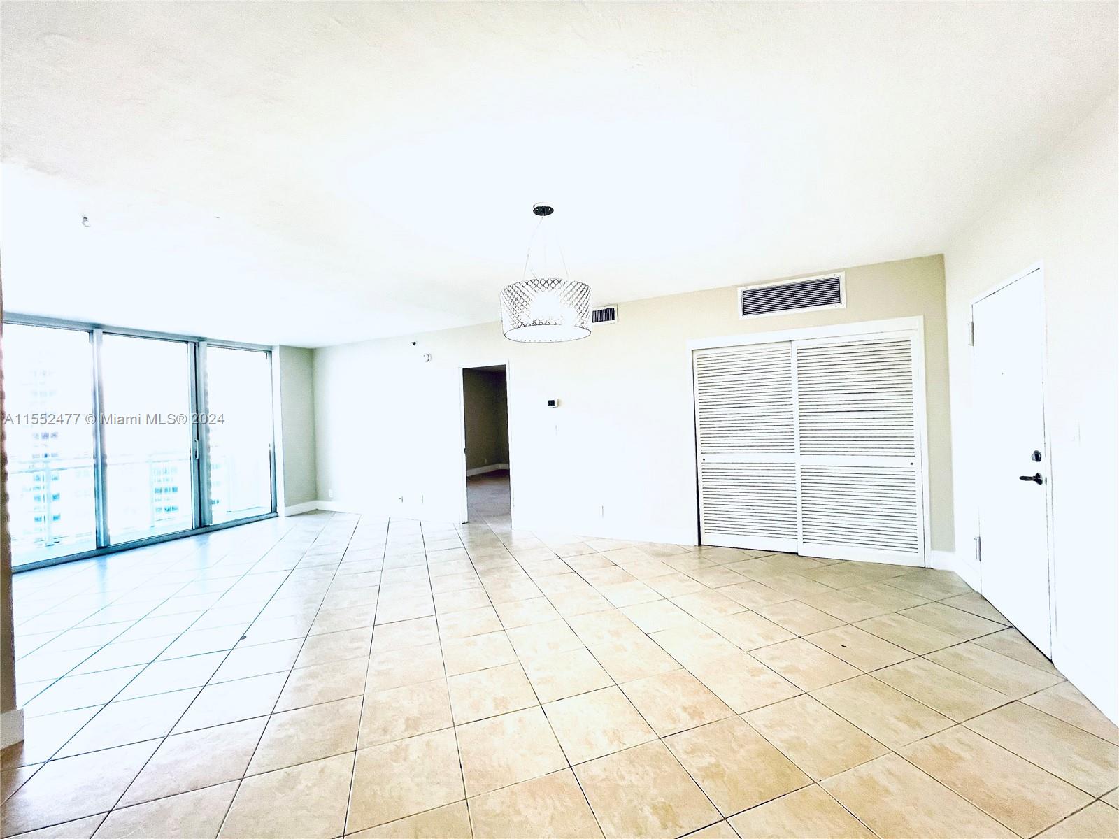 3001 S Ocean Dr 1041, Hollywood, Florida 33019, 2 Bedrooms Bedrooms, ,2 BathroomsBathrooms,Residential,For Sale,3001 S Ocean Dr 1041,A11552477