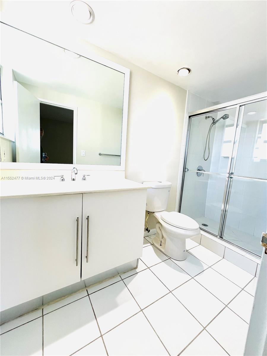 3001 S Ocean Dr 1041, Hollywood, Florida 33019, 2 Bedrooms Bedrooms, ,2 BathroomsBathrooms,Residential,For Sale,3001 S Ocean Dr 1041,A11552477