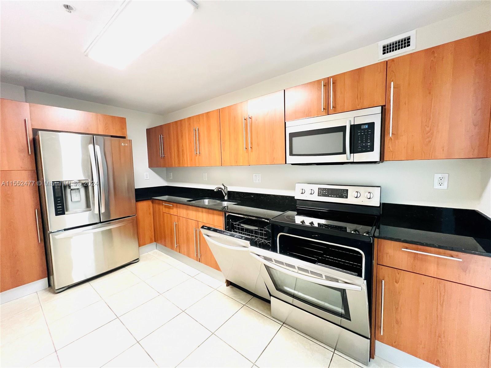 3001 S Ocean Dr 1041, Hollywood, Florida 33019, 2 Bedrooms Bedrooms, ,2 BathroomsBathrooms,Residential,For Sale,3001 S Ocean Dr 1041,A11552477