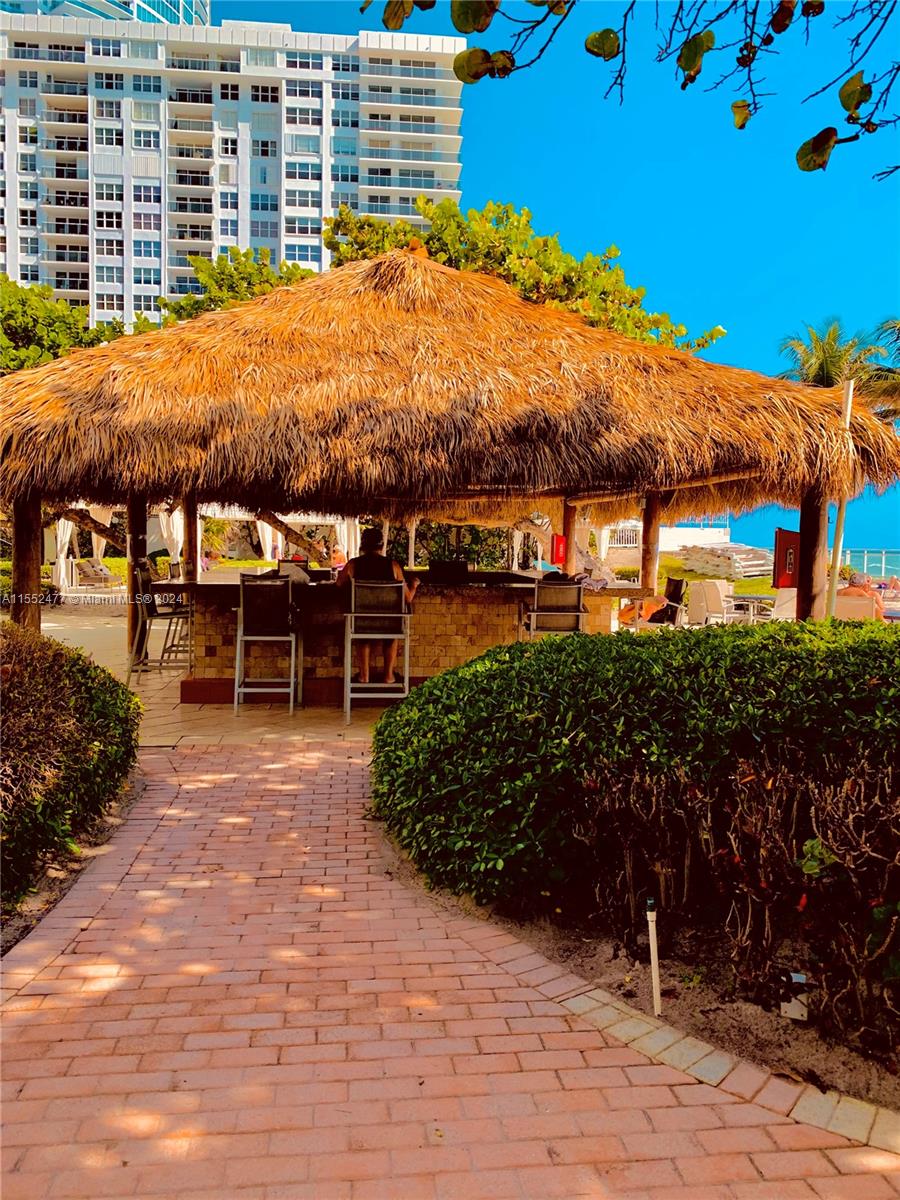 3001 S Ocean Dr 1041, Hollywood, Florida 33019, 2 Bedrooms Bedrooms, ,2 BathroomsBathrooms,Residential,For Sale,3001 S Ocean Dr 1041,A11552477