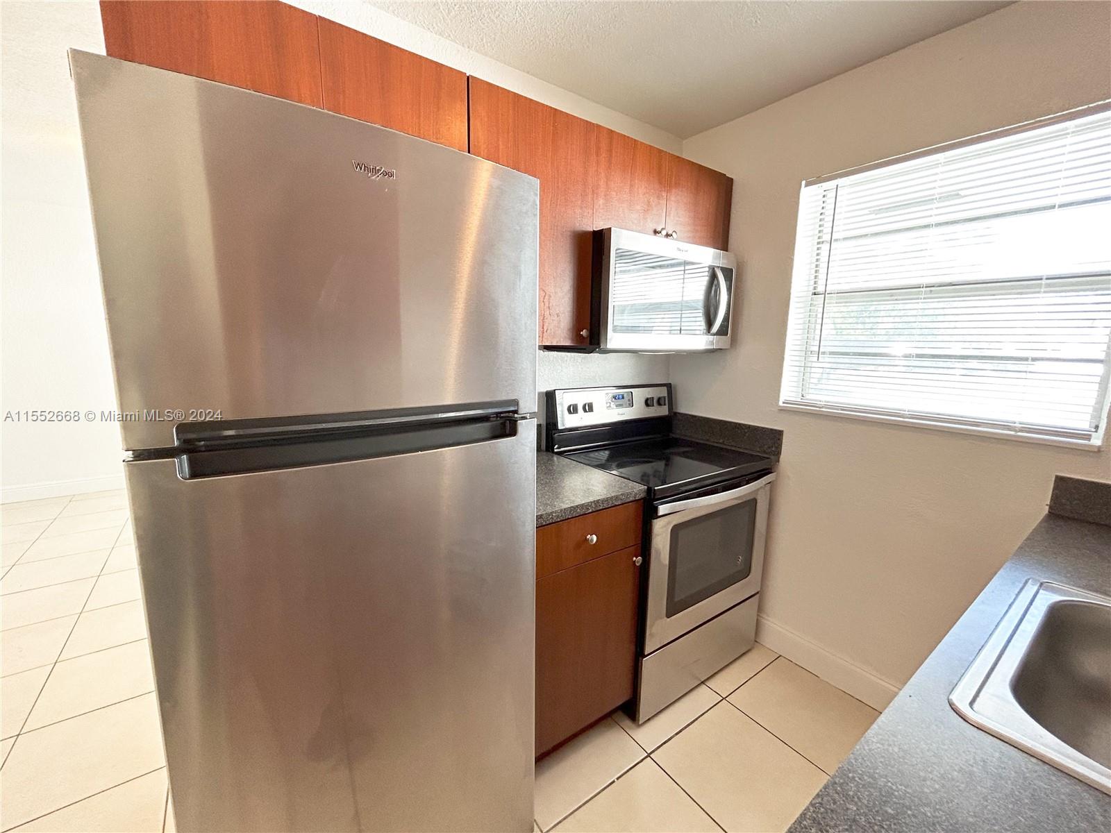 2070 NE 162nd St 16, North Miami Beach, Florida 33162, 1 Bedroom Bedrooms, ,1 BathroomBathrooms,Residentiallease,For Rent,2070 NE 162nd St 16,A11552668