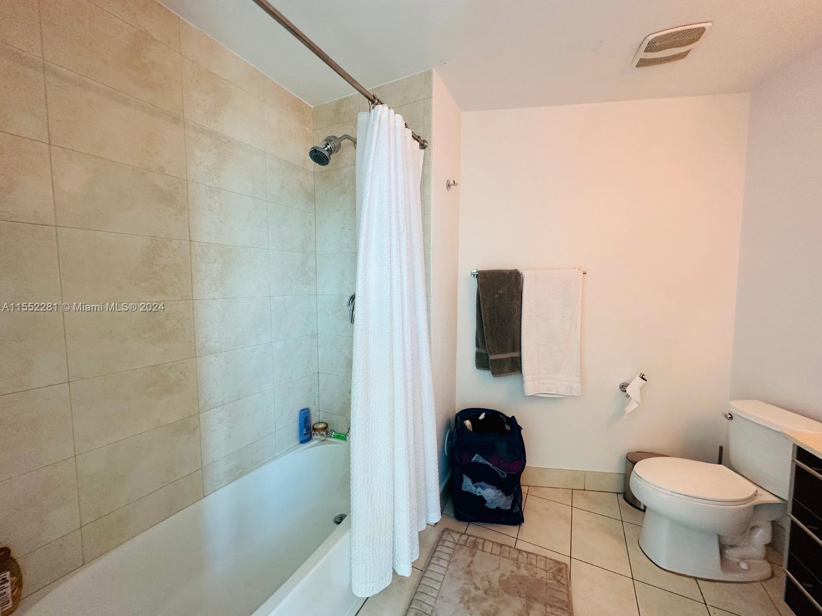 1900 N Bayshore Dr 1418, Miami, Florida 33132, 2 Bedrooms Bedrooms, ,2 BathroomsBathrooms,Residential,For Sale,1900 N Bayshore Dr 1418,A11552281
