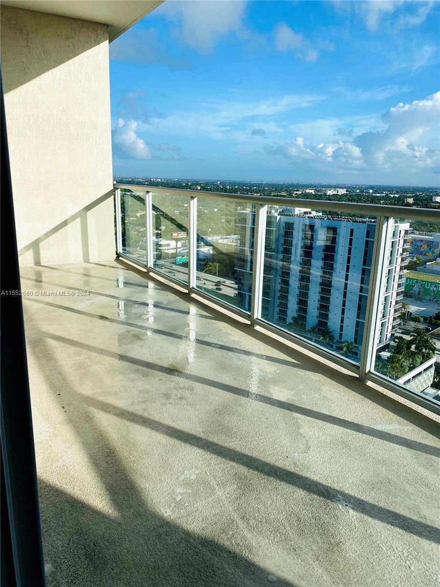 Miami, Florida 33137, 1 Bedroom Bedrooms, ,1 BathroomBathrooms,Residential,For Sale,A11552660