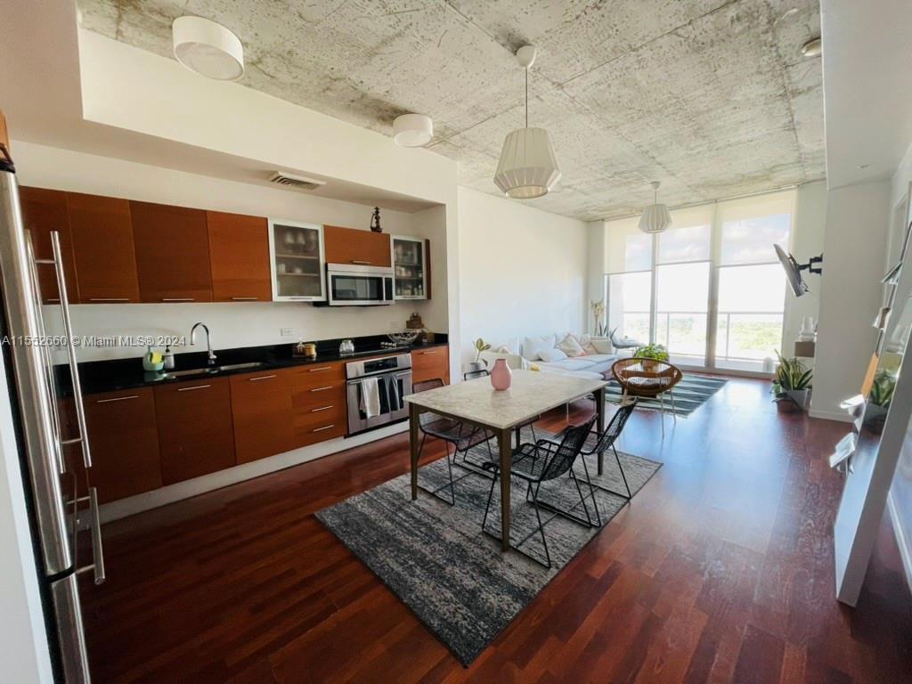 Miami, Florida 33137, 1 Bedroom Bedrooms, ,1 BathroomBathrooms,Residential,For Sale,A11552660