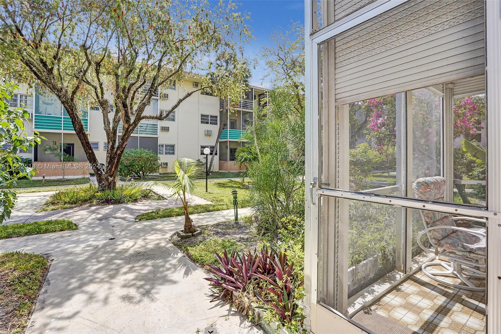 16750 NE 14th Ave 108, Miami, Florida 33162, 1 Bedroom Bedrooms, ,1 BathroomBathrooms,Residential,For Sale,16750 NE 14th Ave 108,A11552518