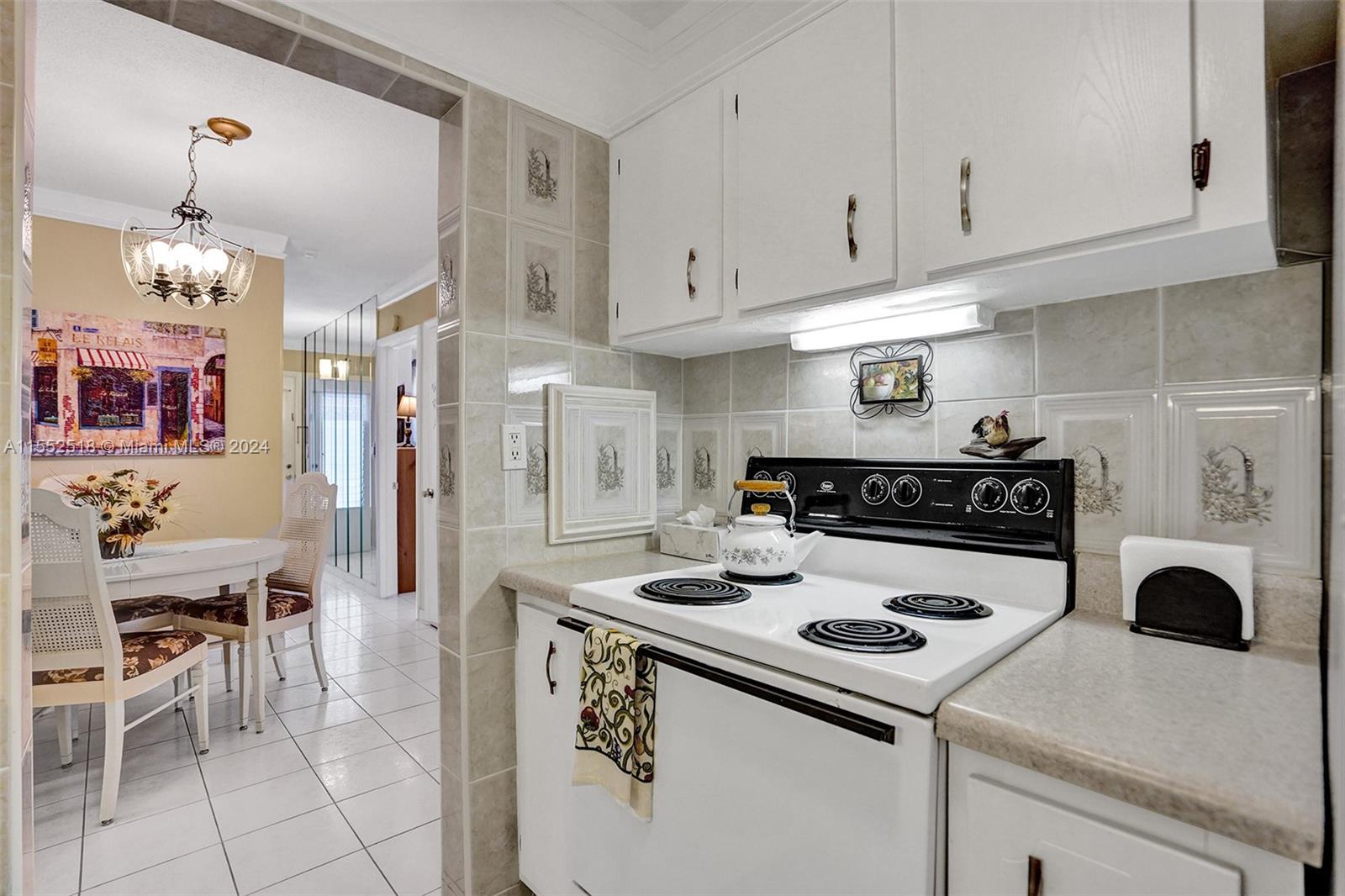 16750 NE 14th Ave 108, Miami, Florida 33162, 1 Bedroom Bedrooms, ,1 BathroomBathrooms,Residential,For Sale,16750 NE 14th Ave 108,A11552518