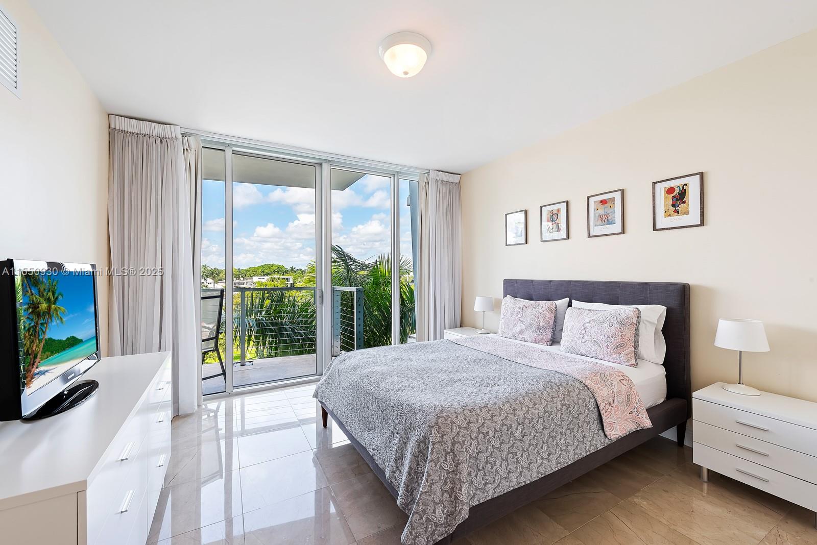 6305 Indian Creek Dr 4D, Miami Beach, Florida 33141, 2 Bedrooms Bedrooms, ,2 BathroomsBathrooms,Residential,For Sale,6305 Indian Creek Dr 4D,A11550930