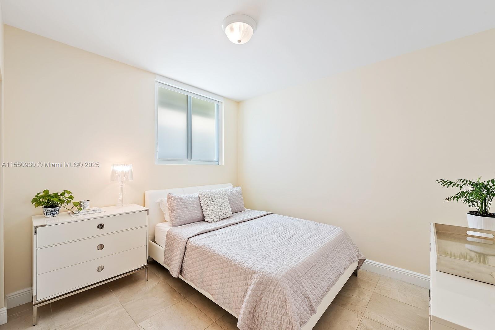 6305 Indian Creek Dr 4D, Miami Beach, Florida 33141, 2 Bedrooms Bedrooms, ,2 BathroomsBathrooms,Residential,For Sale,6305 Indian Creek Dr 4D,A11550930