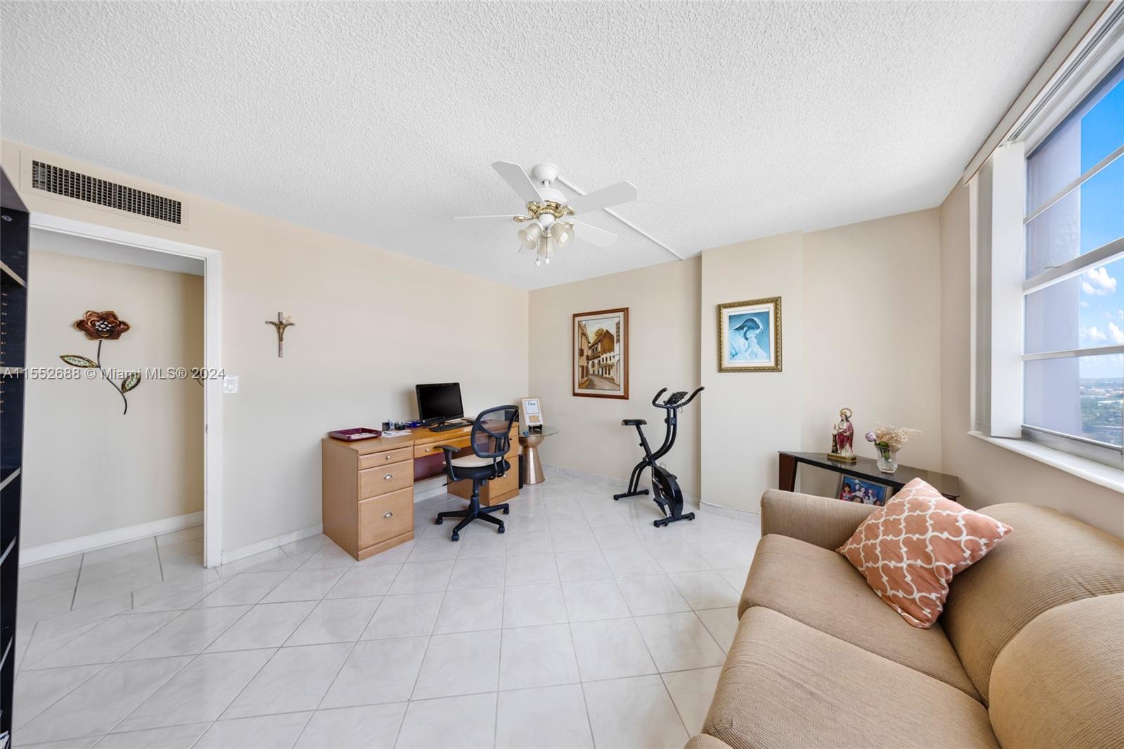 3161 S Ocean Dr 1202, Hallandale Beach, Florida 33009, 2 Bedrooms Bedrooms, ,2 BathroomsBathrooms,Residential,For Sale,3161 S Ocean Dr 1202,A11552688