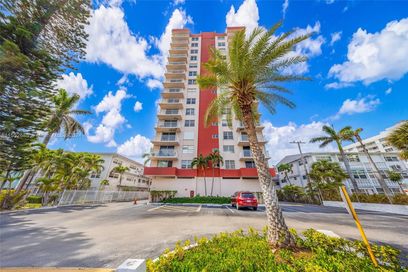 3161 S Ocean Dr 1202, Hallandale Beach, Florida 33009, 2 Bedrooms Bedrooms, ,2 BathroomsBathrooms,Residential,For Sale,3161 S Ocean Dr 1202,A11552688