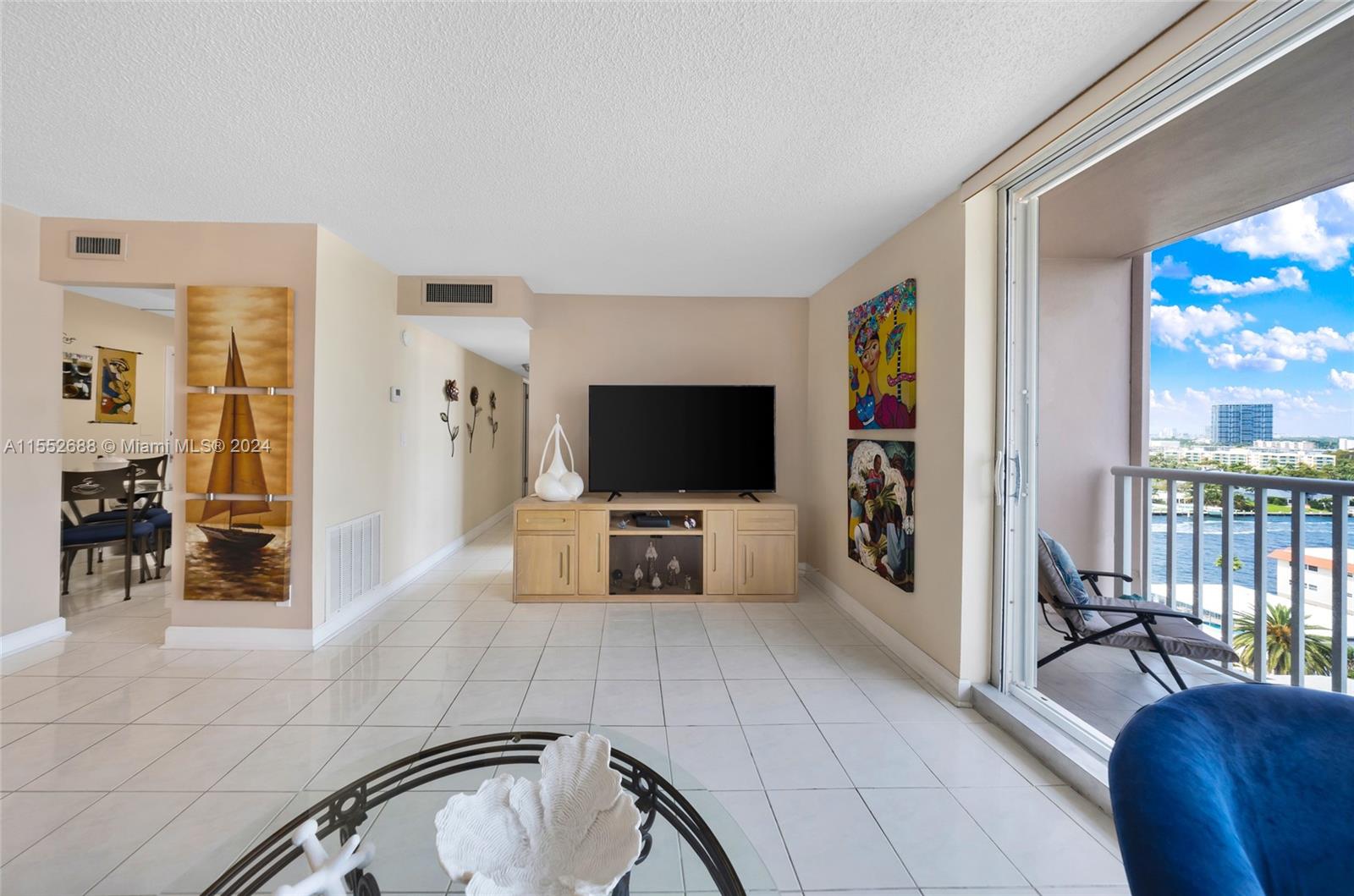 3161 S Ocean Dr 1202, Hallandale Beach, Florida 33009, 2 Bedrooms Bedrooms, ,2 BathroomsBathrooms,Residential,For Sale,3161 S Ocean Dr 1202,A11552688