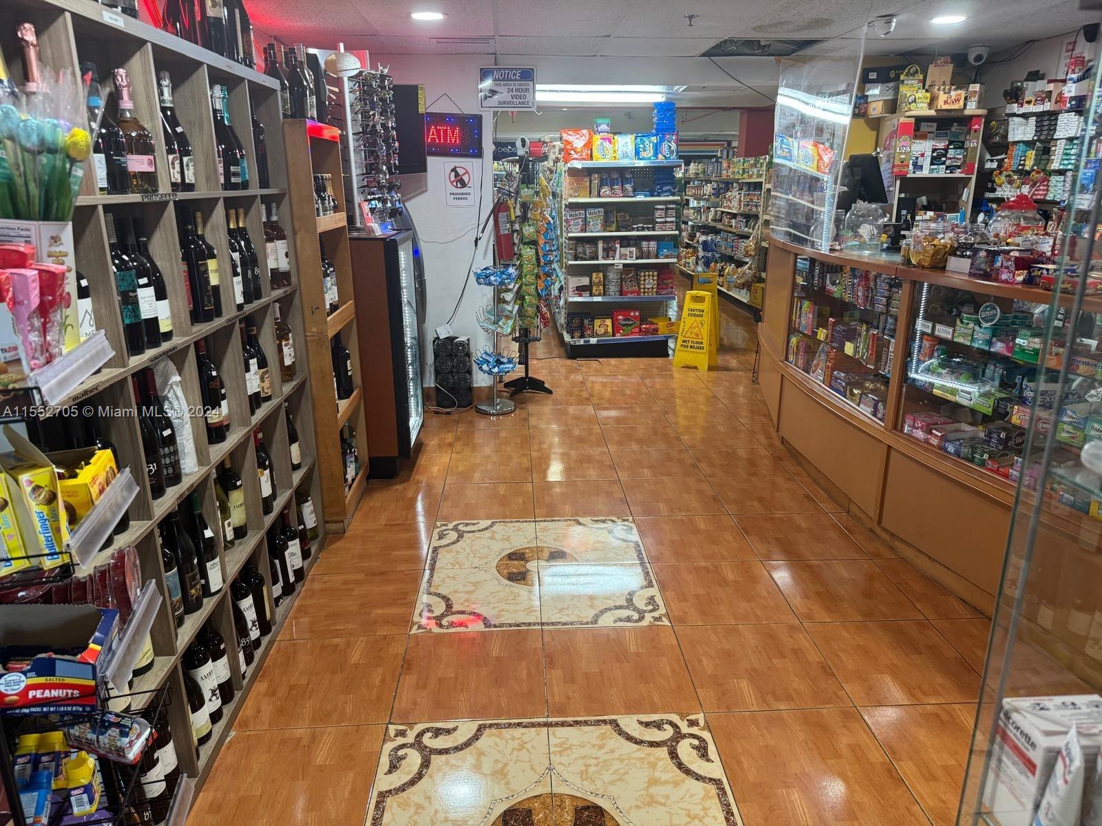 7501 E Treasure Dr 2P, North Bay Village, Florida 33141, 2 Bedrooms Bedrooms, ,2 BathroomsBathrooms,Residential,For Sale,7501 E Treasure Dr 2P,A11552705