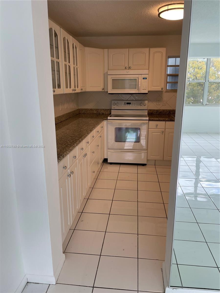 2496 SW 17th Ave 5311, Miami, Florida 33145, 2 Bedrooms Bedrooms, ,1 BathroomBathrooms,Residential,For Sale,2496 SW 17th Ave 5311,A11552789
