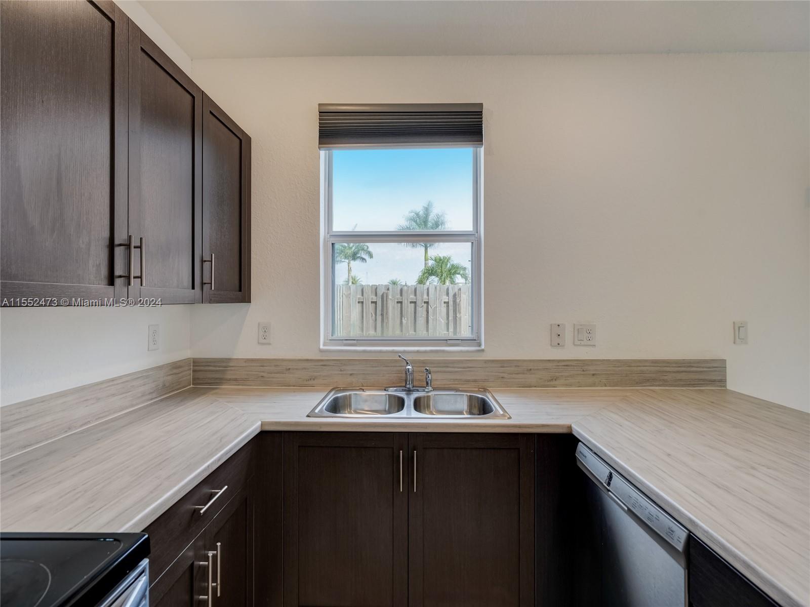 2713 SE 15th St 1509, Homestead, Florida 33035, 3 Bedrooms Bedrooms, ,2 BathroomsBathrooms,Residential,For Sale,2713 SE 15th St 1509,A11552473