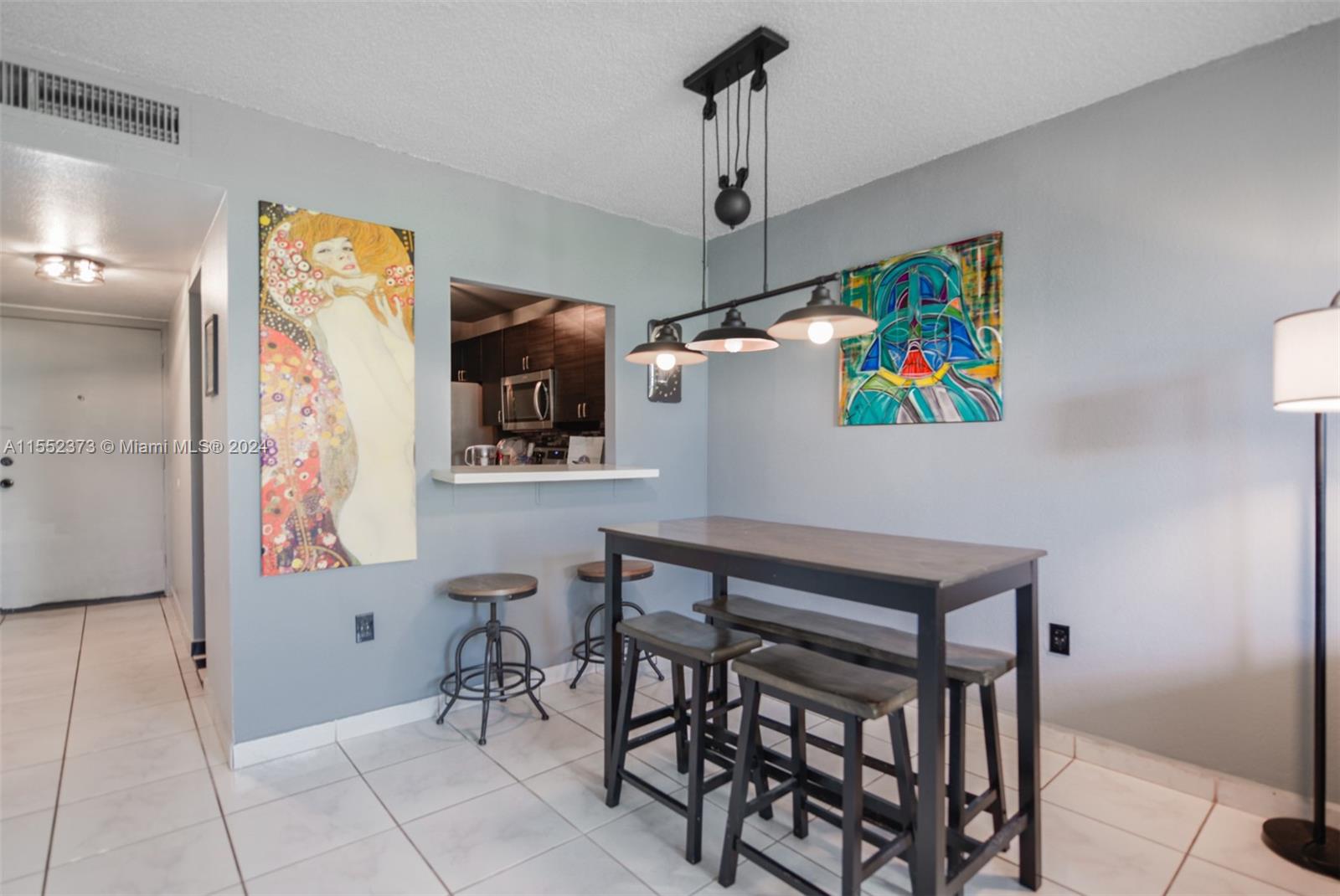 1020 Meridian Ave 212, Miami Beach, Florida 33139, 1 Bedroom Bedrooms, ,1 BathroomBathrooms,Residential,For Sale,1020 Meridian Ave 212,A11552373