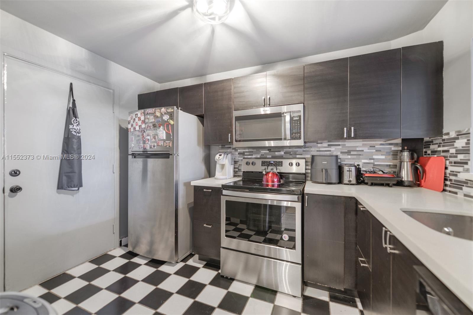 1020 Meridian Ave 212, Miami Beach, Florida 33139, 1 Bedroom Bedrooms, ,1 BathroomBathrooms,Residential,For Sale,1020 Meridian Ave 212,A11552373