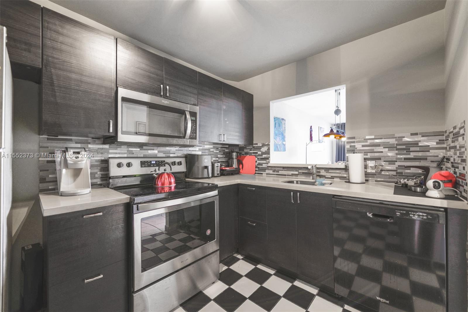 1020 Meridian Ave 212, Miami Beach, Florida 33139, 1 Bedroom Bedrooms, ,1 BathroomBathrooms,Residential,For Sale,1020 Meridian Ave 212,A11552373