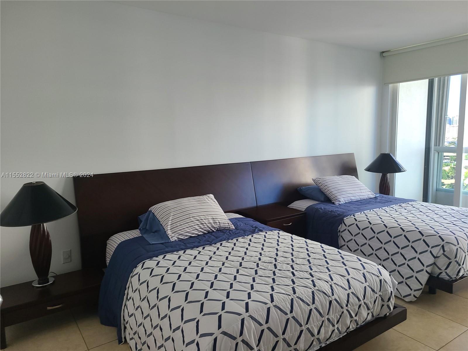 21055 Yacht Club Dr 1602, Aventura, Florida 33180, 3 Bedrooms Bedrooms, ,2 BathroomsBathrooms,Residential,For Sale,21055 Yacht Club Dr 1602,A11552822