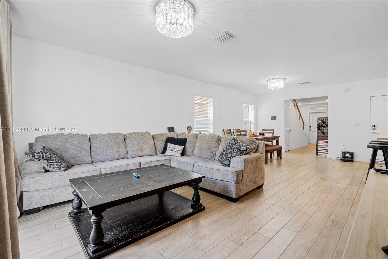 493 NE 6th Pl, Florida City, Florida 33034, 5 Bedrooms Bedrooms, ,3 BathroomsBathrooms,Residential,For Sale,493 NE 6th Pl,A11552833