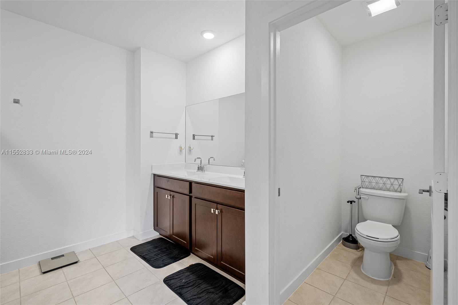 493 NE 6th Pl, Florida City, Florida 33034, 5 Bedrooms Bedrooms, ,3 BathroomsBathrooms,Residential,For Sale,493 NE 6th Pl,A11552833