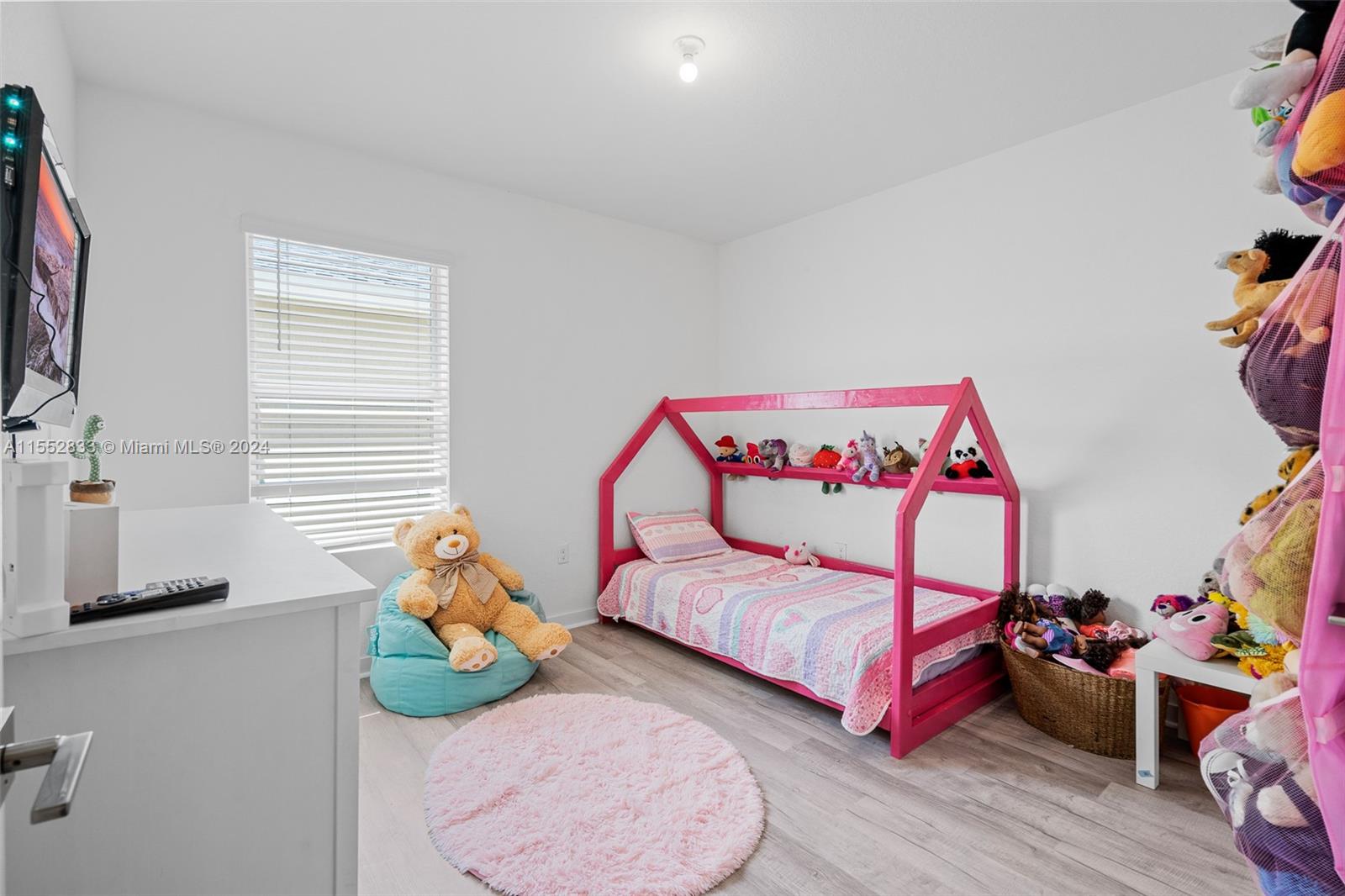 493 NE 6th Pl, Florida City, Florida 33034, 5 Bedrooms Bedrooms, ,3 BathroomsBathrooms,Residential,For Sale,493 NE 6th Pl,A11552833