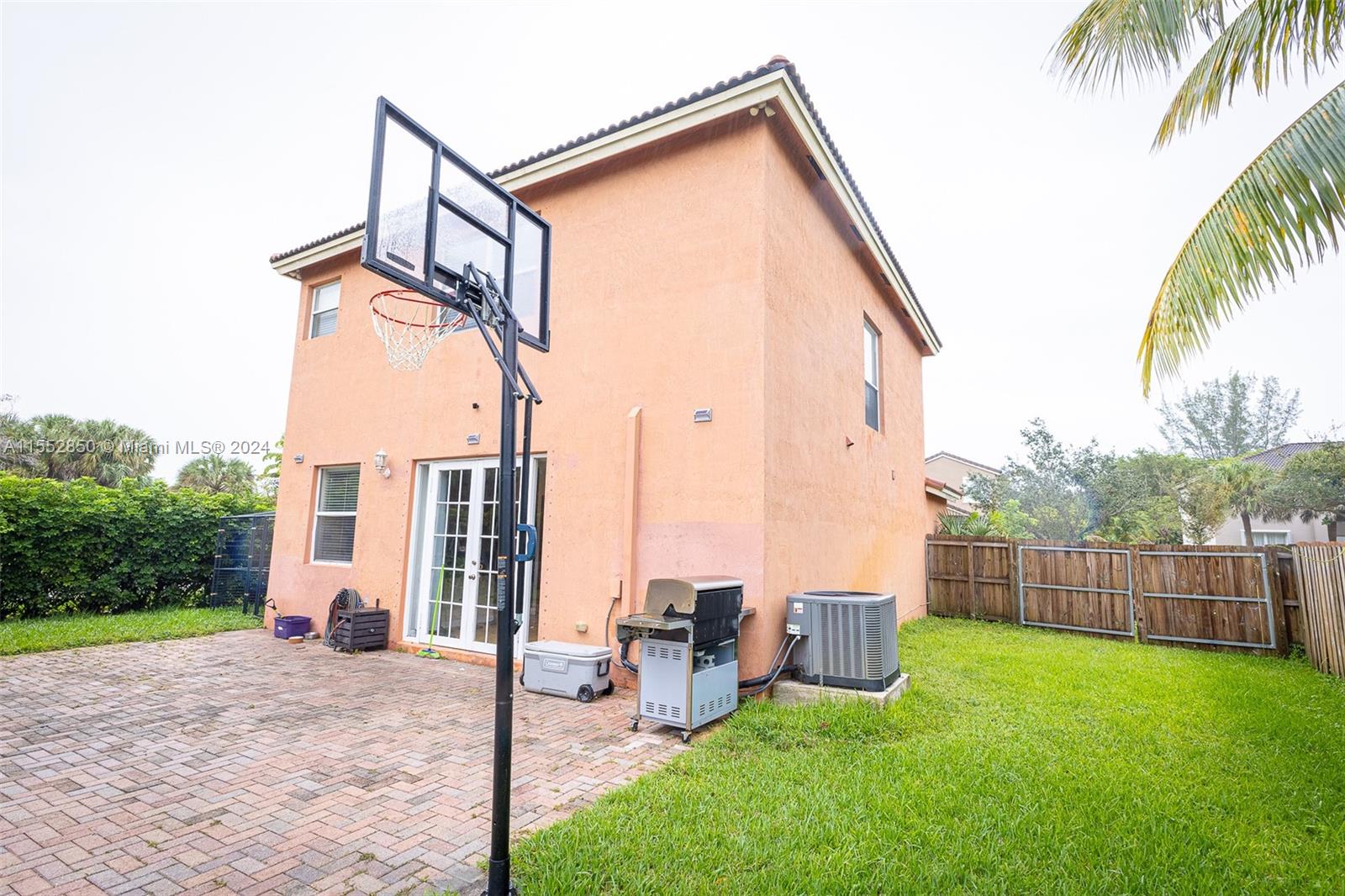 1100 SE 16th Ave, Homestead, Florida 33035, 3 Bedrooms Bedrooms, ,2 BathroomsBathrooms,Residential,For Sale,1100 SE 16th Ave,A11552850