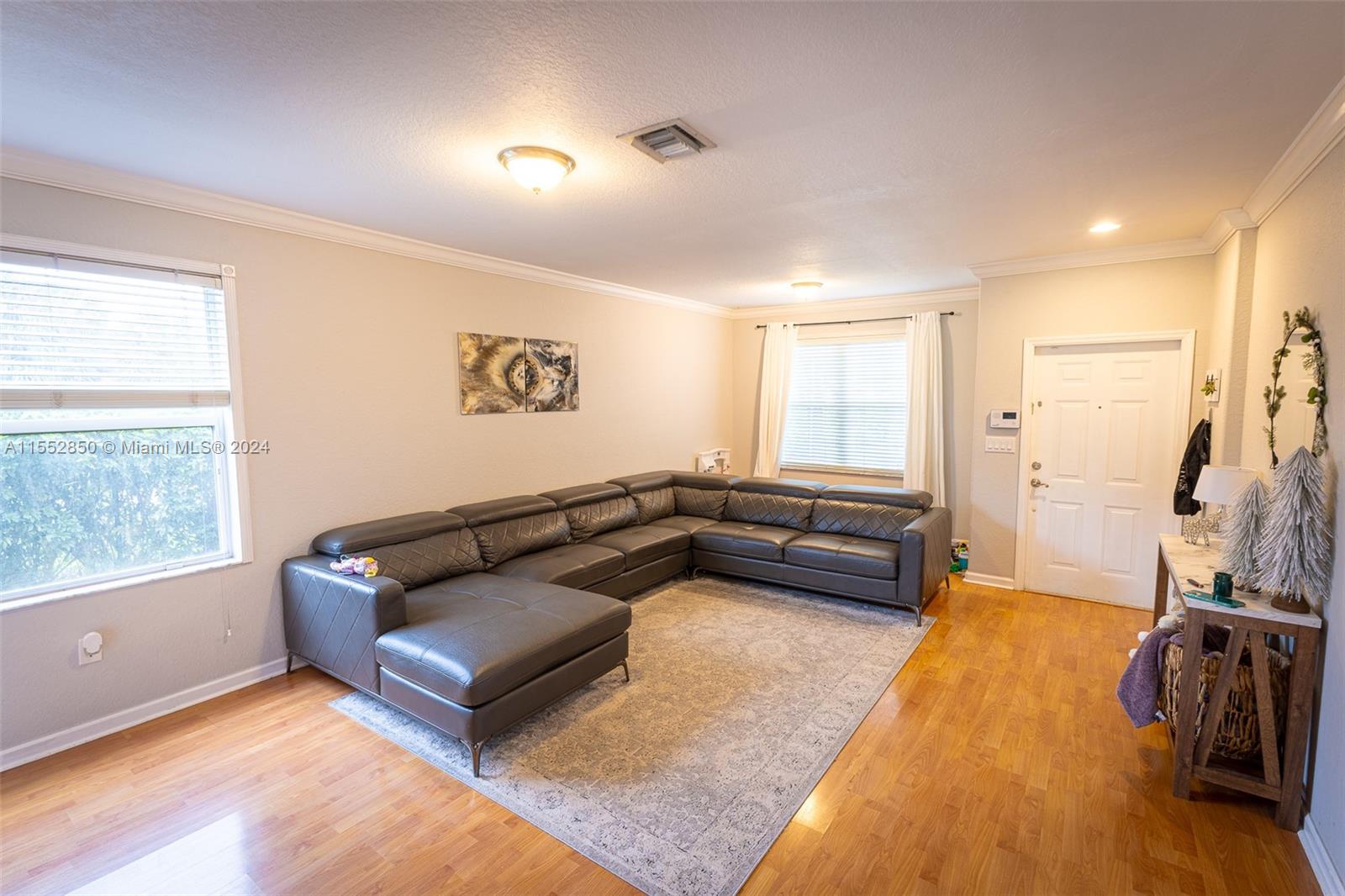 1100 SE 16th Ave, Homestead, Florida 33035, 3 Bedrooms Bedrooms, ,2 BathroomsBathrooms,Residential,For Sale,1100 SE 16th Ave,A11552850