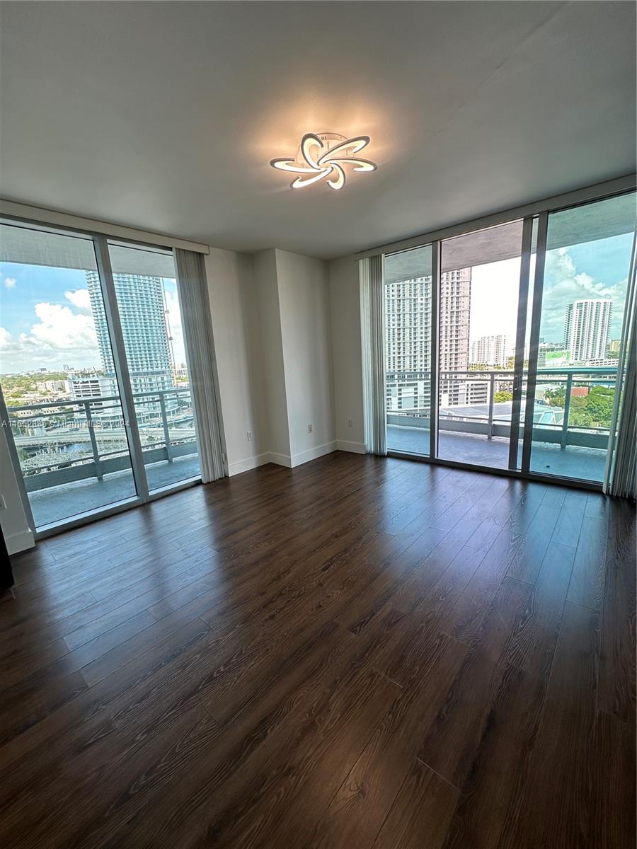 90 SW 3rd St #1712 For Sale A11552885, FL