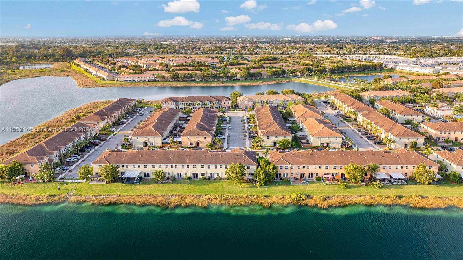 1471 SE 24th Ave, Homestead, Florida 33035, 3 Bedrooms Bedrooms, ,2 BathroomsBathrooms,Residential,For Sale,1471 SE 24th Ave,A11552145