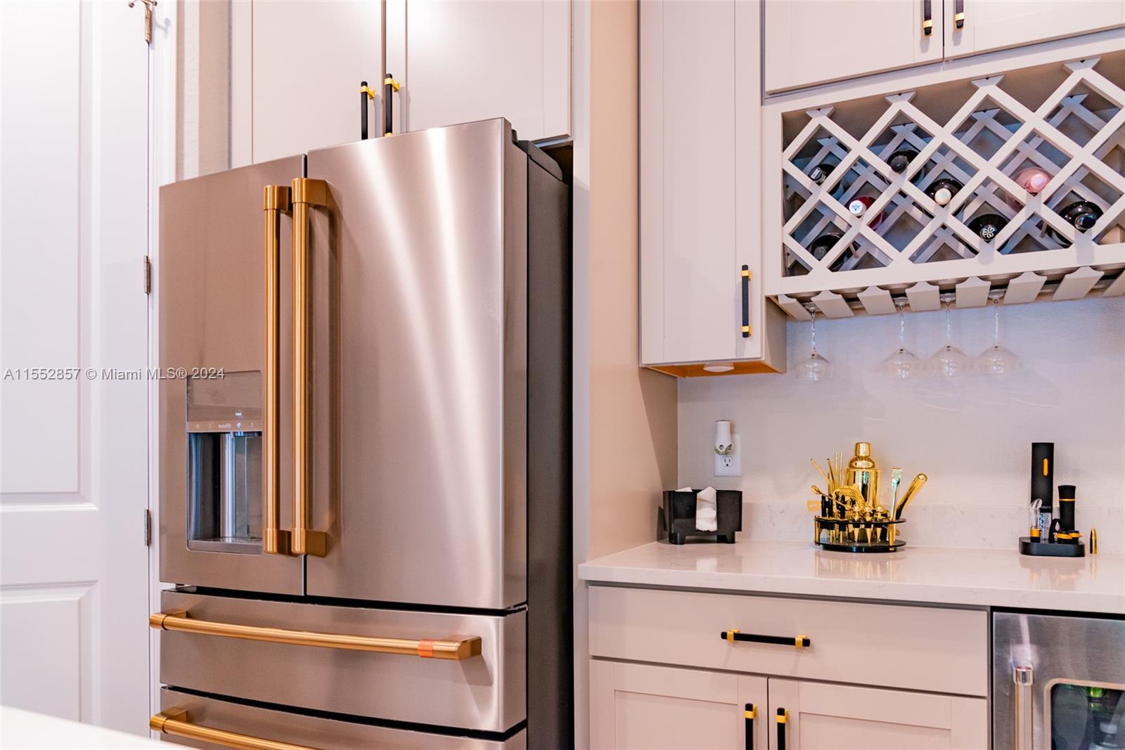 7661 NW 84th Ln, Tamarac, Florida 33321, 5 Bedrooms Bedrooms, 2 Rooms Rooms,4 BathroomsBathrooms,Residential,For Sale,7661 NW 84th Ln,A11552857