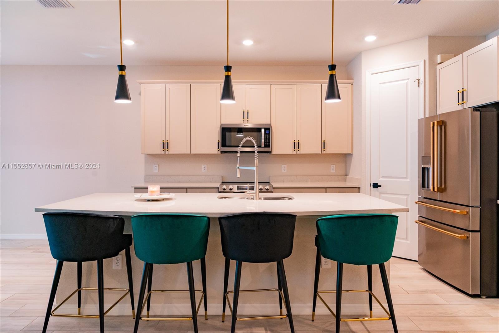 7661 NW 84th Ln, Tamarac, Florida 33321, 5 Bedrooms Bedrooms, 2 Rooms Rooms,4 BathroomsBathrooms,Residential,For Sale,7661 NW 84th Ln,A11552857