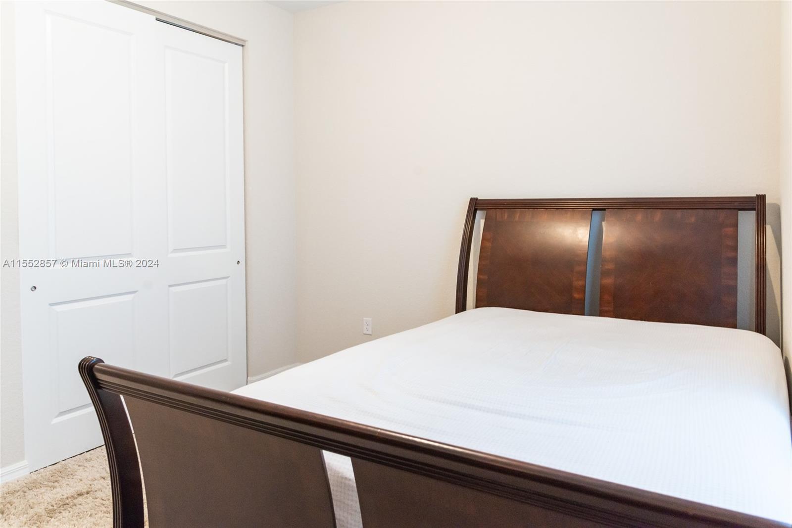 7661 NW 84th Ln, Tamarac, Florida 33321, 5 Bedrooms Bedrooms, 2 Rooms Rooms,4 BathroomsBathrooms,Residential,For Sale,7661 NW 84th Ln,A11552857