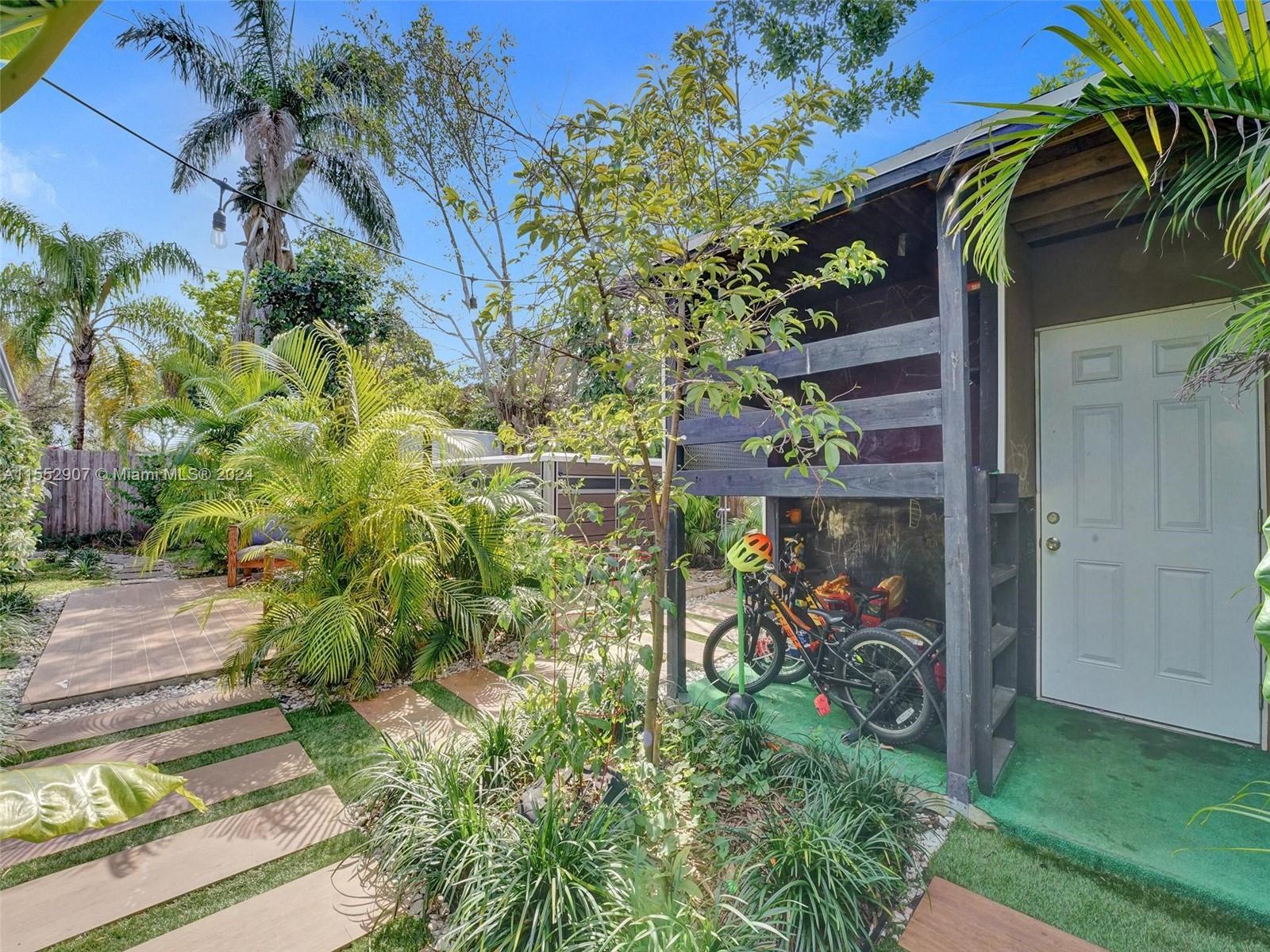 918 NE 4th Ct, Hallandale Beach, Florida 33009, 4 Bedrooms Bedrooms, ,3 BathroomsBathrooms,Residential,For Sale,918 NE 4th Ct,A11552907