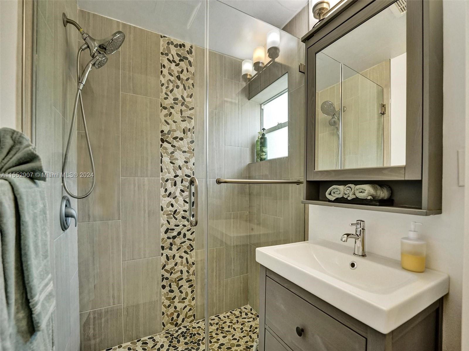 918 NE 4th Ct, Hallandale Beach, Florida 33009, 4 Bedrooms Bedrooms, ,3 BathroomsBathrooms,Residential,For Sale,918 NE 4th Ct,A11552907