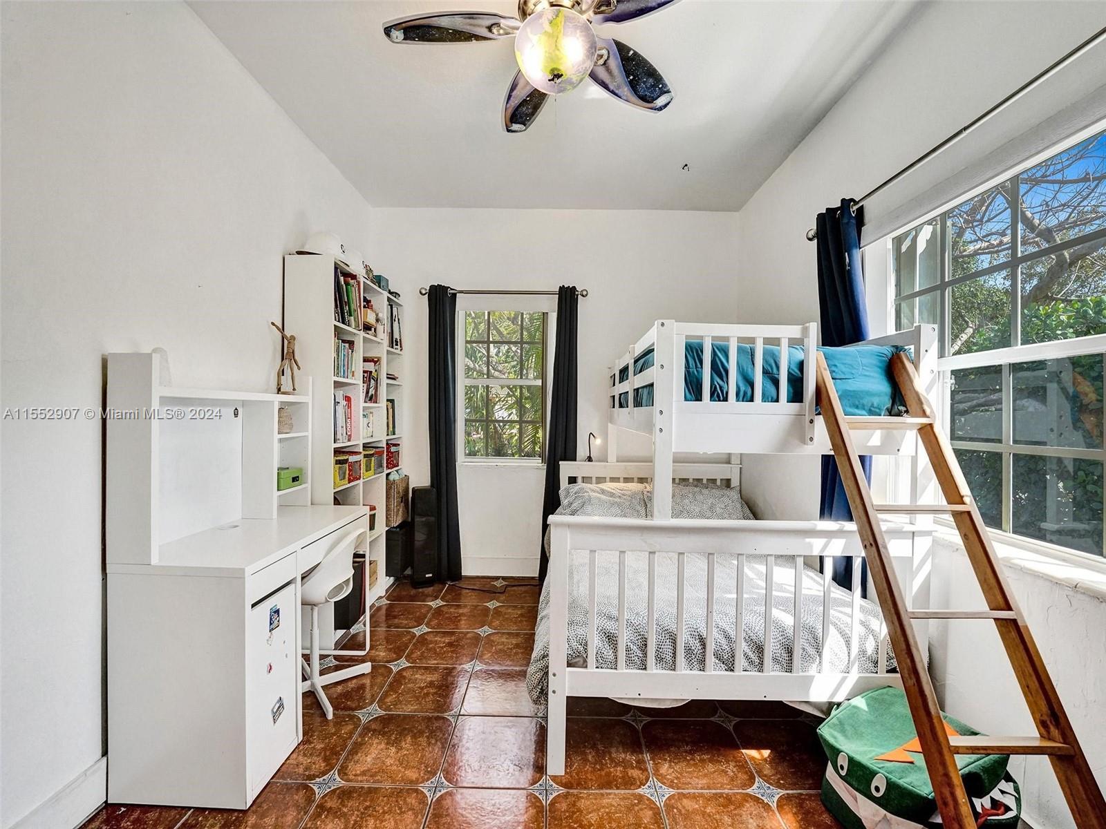 918 NE 4th Ct, Hallandale Beach, Florida 33009, 4 Bedrooms Bedrooms, ,3 BathroomsBathrooms,Residential,For Sale,918 NE 4th Ct,A11552907