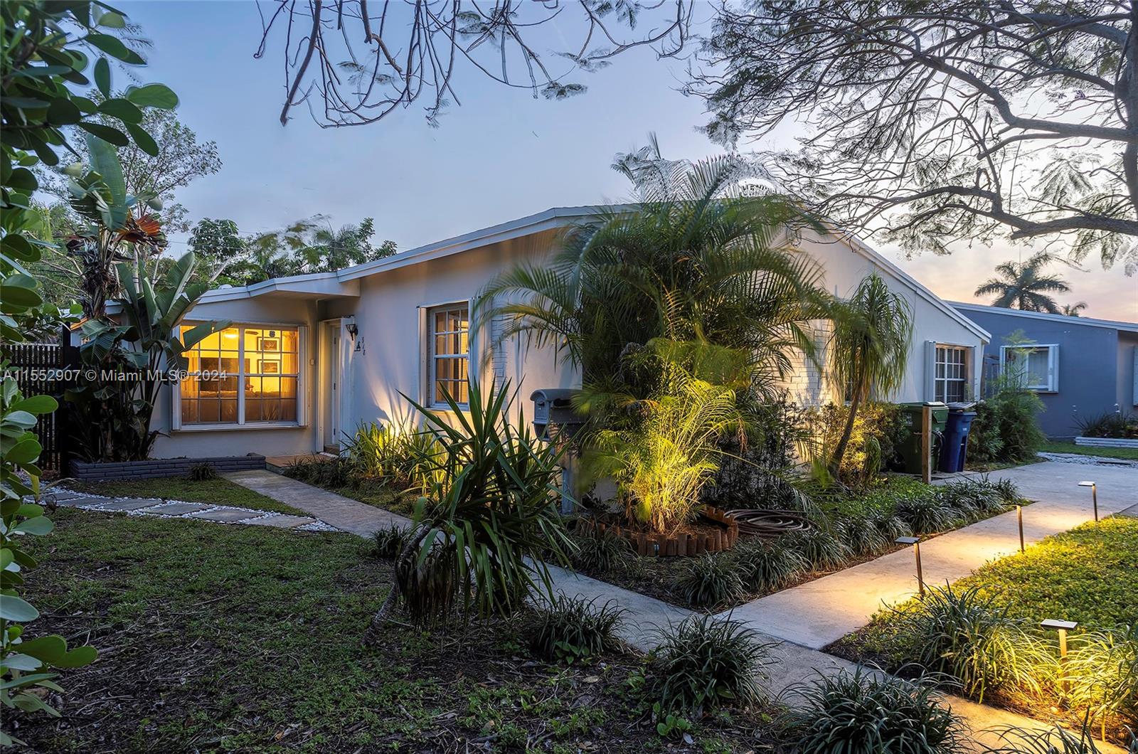 918 NE 4th Ct, Hallandale Beach, Florida 33009, 4 Bedrooms Bedrooms, ,3 BathroomsBathrooms,Residential,For Sale,918 NE 4th Ct,A11552907