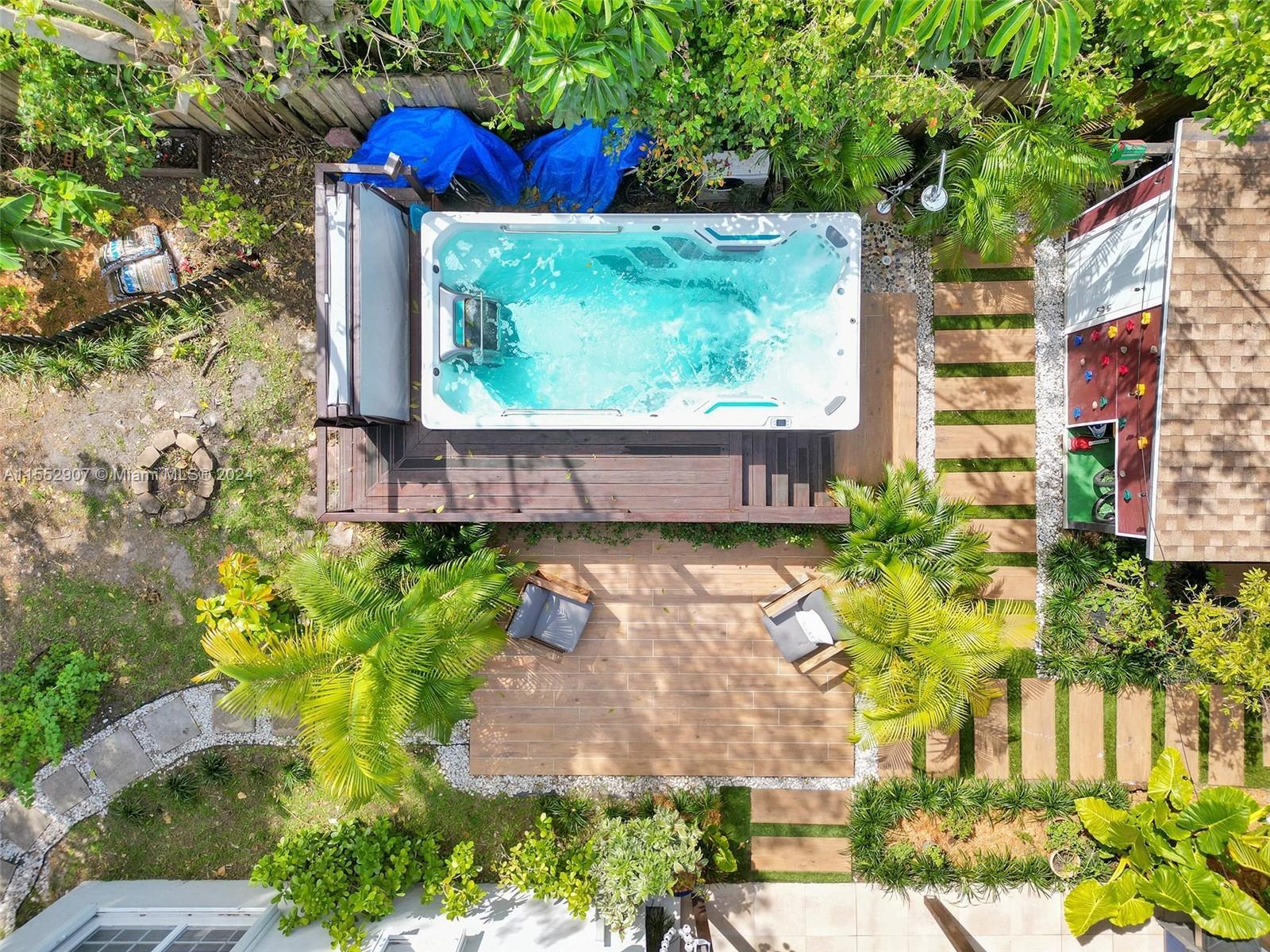 918 NE 4th Ct, Hallandale Beach, Florida 33009, 4 Bedrooms Bedrooms, ,3 BathroomsBathrooms,Residential,For Sale,918 NE 4th Ct,A11552907