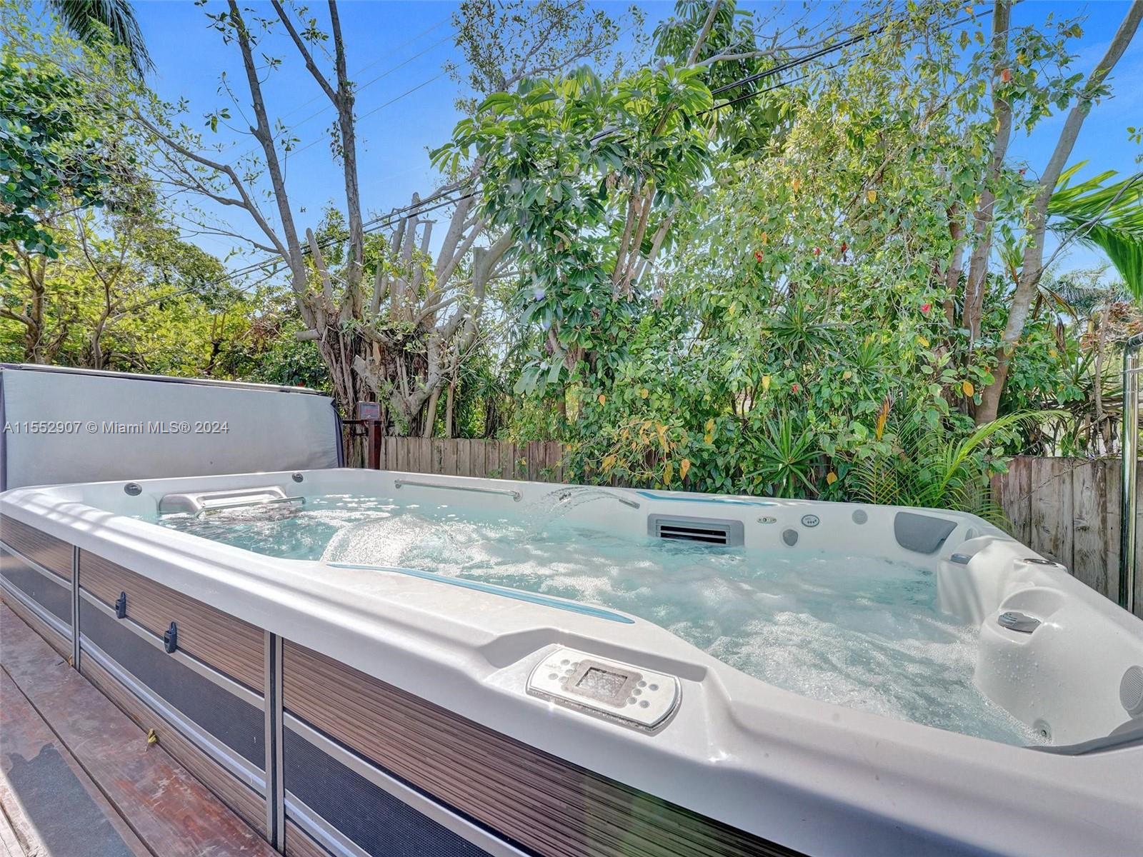 918 NE 4th Ct, Hallandale Beach, Florida 33009, 4 Bedrooms Bedrooms, ,3 BathroomsBathrooms,Residential,For Sale,918 NE 4th Ct,A11552907